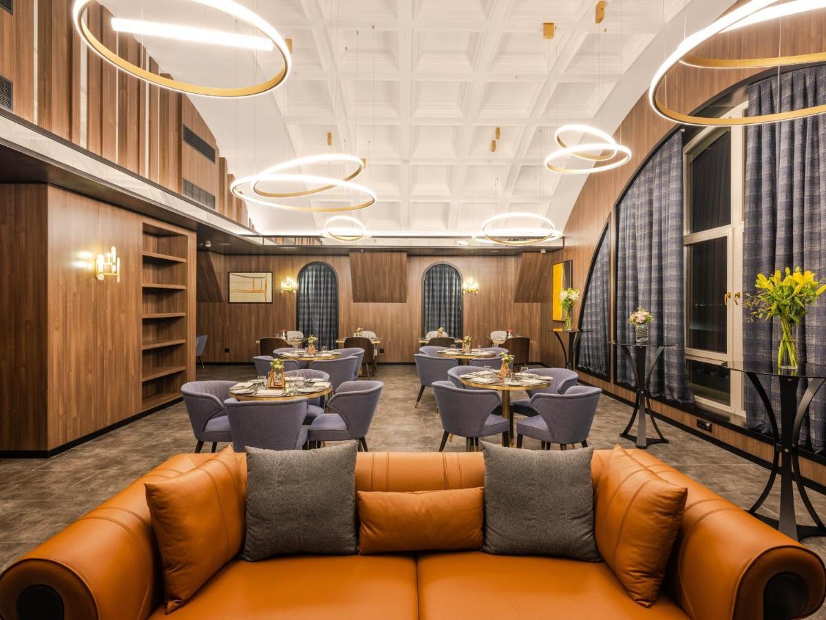 Hotel Intercontinental Baku By Ihg Exterior foto The interior of the restaurant